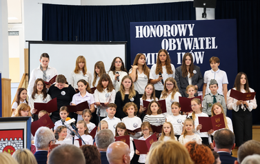 "Honorowy Obywatel Gminy Ił&oacute;w" Śp. Marian i Henryk Popielarek 114