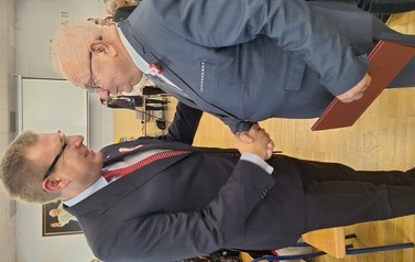 "Honorowy Obywatel Gminy Ił&oacute;w" Śp. Marian i Henryk Popielarek 177
