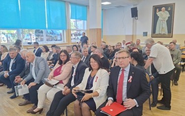 "Honorowy Obywatel Gminy Ił&oacute;w" Śp. Marian i Henryk Popielarek 203