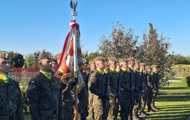 "Honorowy Obywatel Gminy Ił&oacute;w" Śp. Marian i Henryk Popielarek 149