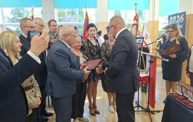 "Honorowy Obywatel Gminy Ił&oacute;w" Śp. Marian i Henryk Popielarek 184